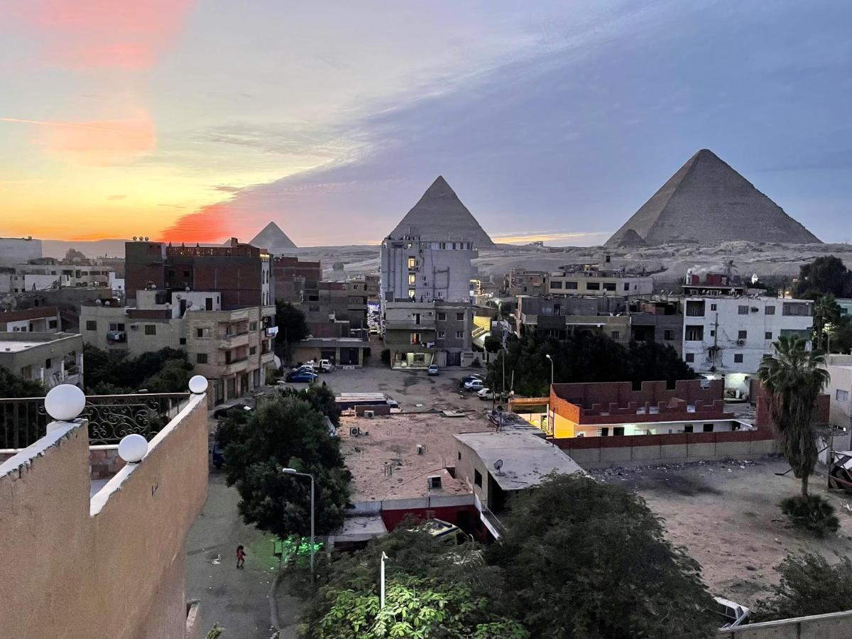 Pyramids Home Inn Il Il Cairo Esterno foto