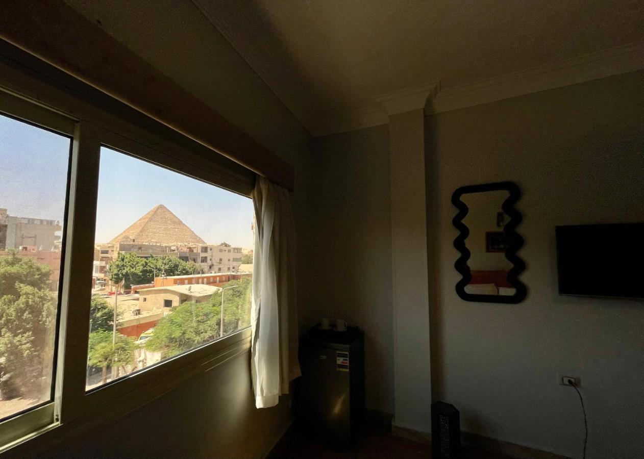 Pyramids Home Inn Il Il Cairo Esterno foto