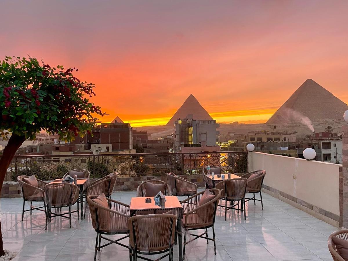 Pyramids Home Inn Il Il Cairo Esterno foto