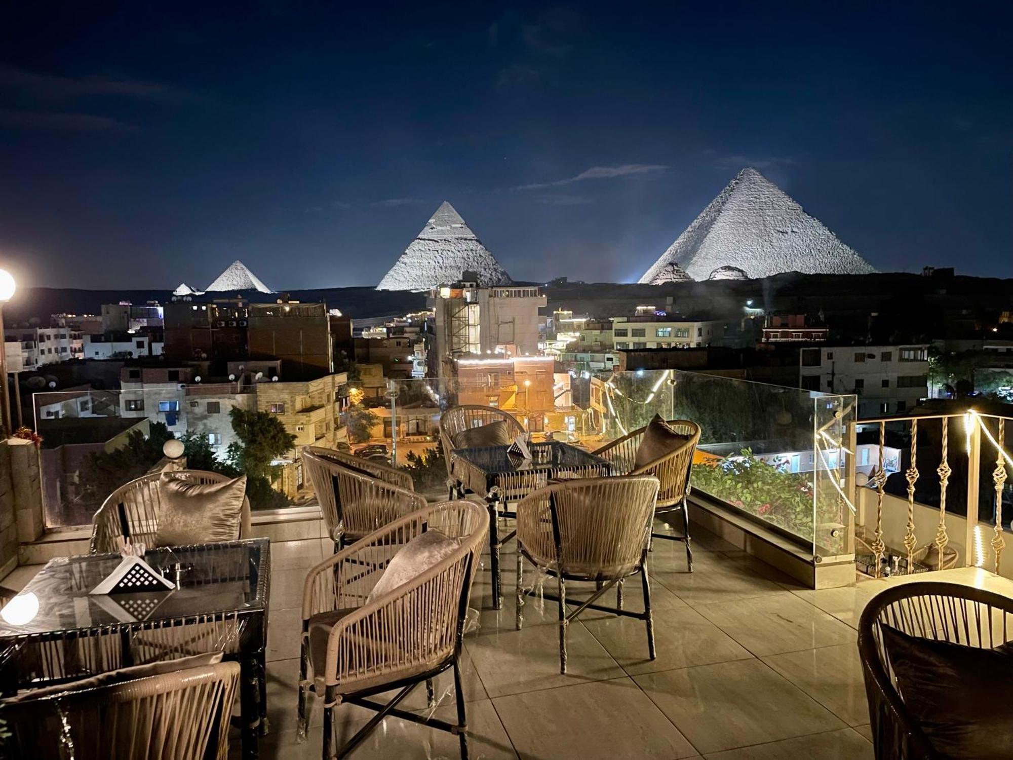 Pyramids Home Inn Il Il Cairo Esterno foto